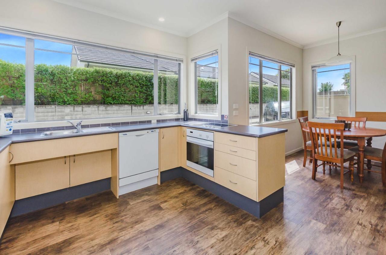 Raumati Sands Resort Paraparaumu Eksteriør bilde